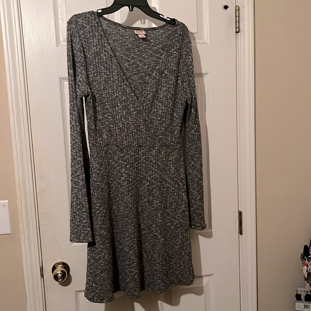 MOSSIMO grey long sleeve dress size Medium - Picture 3 of 5